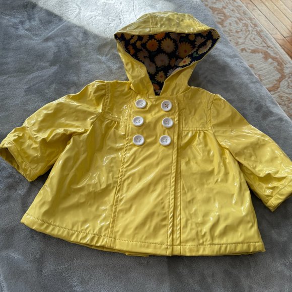 Gymboree Bright Yellow Patent Leather Rain Coat Sz 6-12 mos - Picture 6 of 6